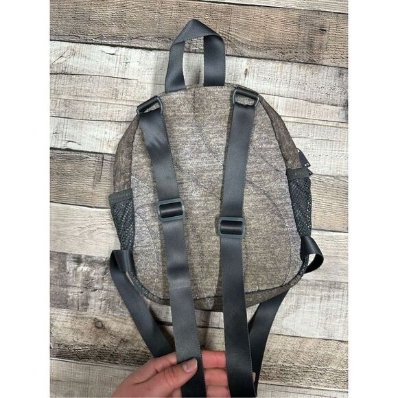 Adidas Unisex Linear 3 Mini Backpack Gray Sports Gym Athlete Workout Soccer - Picture 5 of 12